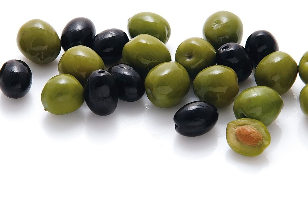 Yeşil Zeytin ve Siyah Zeytinin Farkları Nelerdir ?