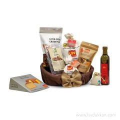 İNCİ'YE İYİLİK SEPETİ