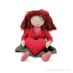 KALP TUTAN ALİSA BEBEK