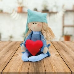 KOT BEBEK MAVİ ŞAPKALI KALP TUTAN