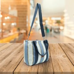 GRİ ÇİZGİLİ KOL ÇANTASI